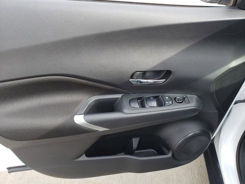 Used 2023 Nissan Kicks SV image 17