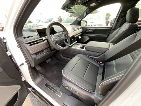 New 2025 GMC Sierra EV Denali image 15