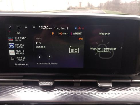 Certified 2023 Kia Carnival SX Prestige image 20