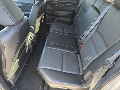 Used 2023 Honda Ridgeline RTL image 13