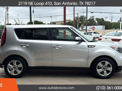 Used 2018 Kia Soul FWD image 5