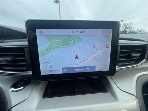 Used 2023 Ford Explorer XLT w/ Equipment Group 202A image 21