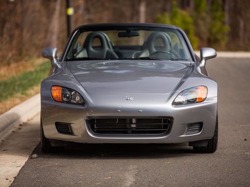 Used 2001 Honda S2000 image 16