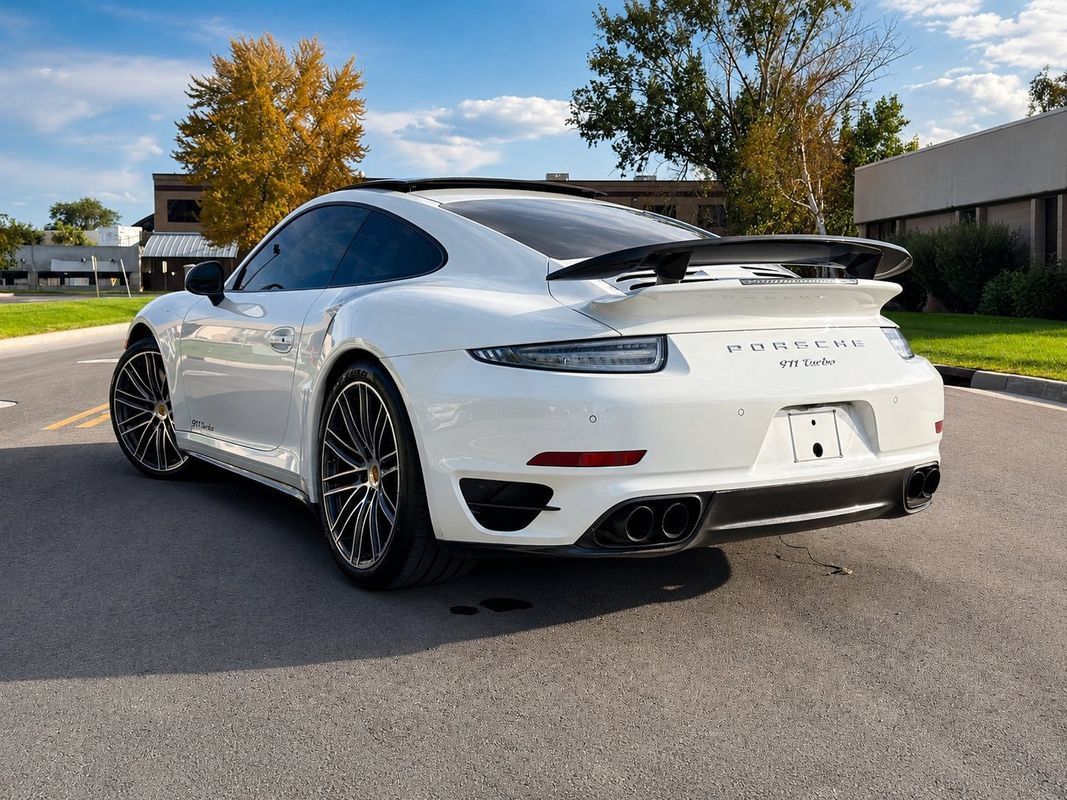 Used 2016 Porsche 911 Turbo AWD/4WD image 32