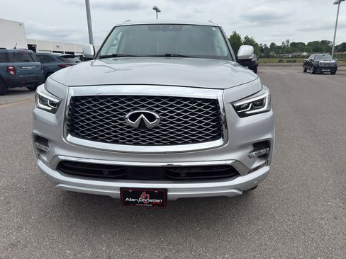 Used 2021 INFINITI QX80 Luxe AWD/4WD image 4
