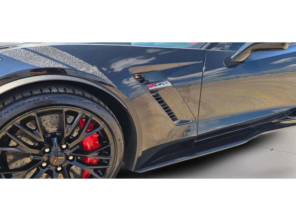 Used 2016 Chevrolet Corvette Z06 w/ Z07 Performance Package RWD image 34