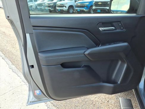 New 2026 Chevrolet Colorado LT image 18