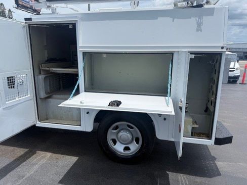 Used 2008 Ford F350 XL image 10