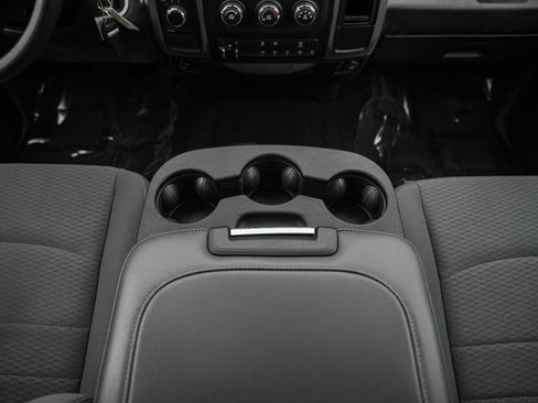 Used 2017 RAM 2500 Tradesman w/ Chrome Appearance Group image 34