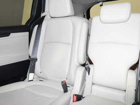 Used 2026 Honda Odyssey EX-L image 12