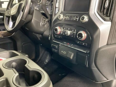 Used 2022 GMC Sierra 2500 SLE w/ SLE Value Package; image 16