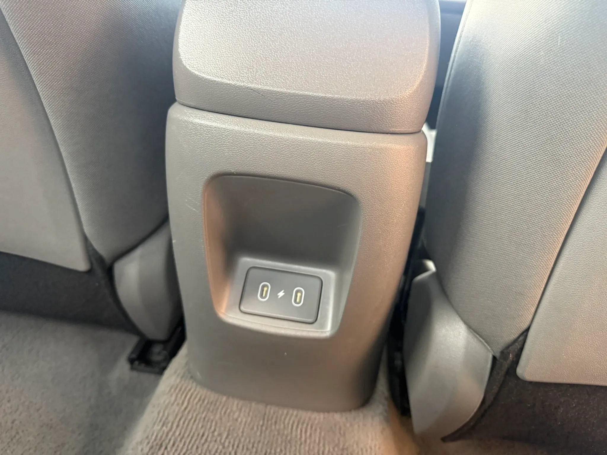 Used 2024 Hyundai Elantra SEL FWD image 15