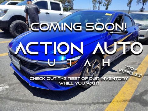 Used 2025 Hyundai Elantra Sport FWD image 1