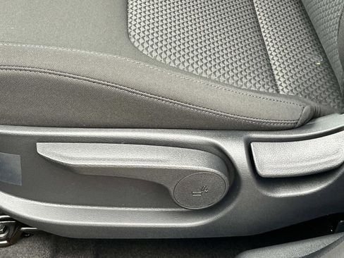 New 2025 Kia Sportage LX image 26