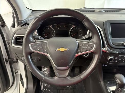 Certified 2022 Chevrolet Equinox LT image 30