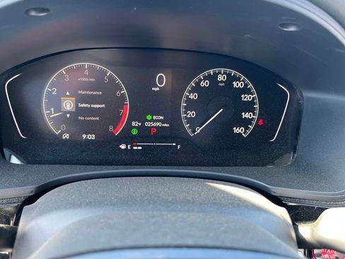 Used 2025 Honda Civic Sport image 10