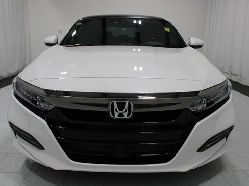 Used 2019 Honda Accord Sport image 3