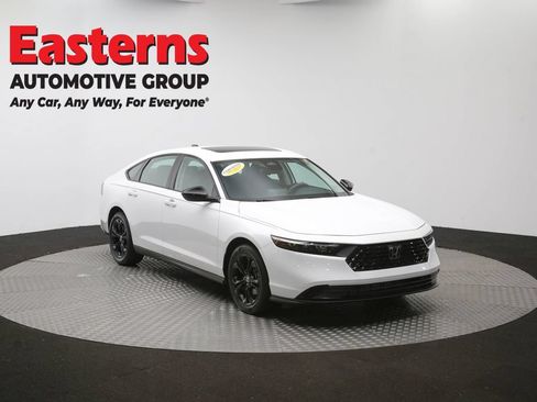 Used 2025 Honda Accord SE image 48
