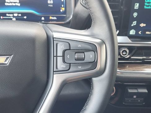 Used 2025 Chevrolet Silverado 1500 LT RWD image 29