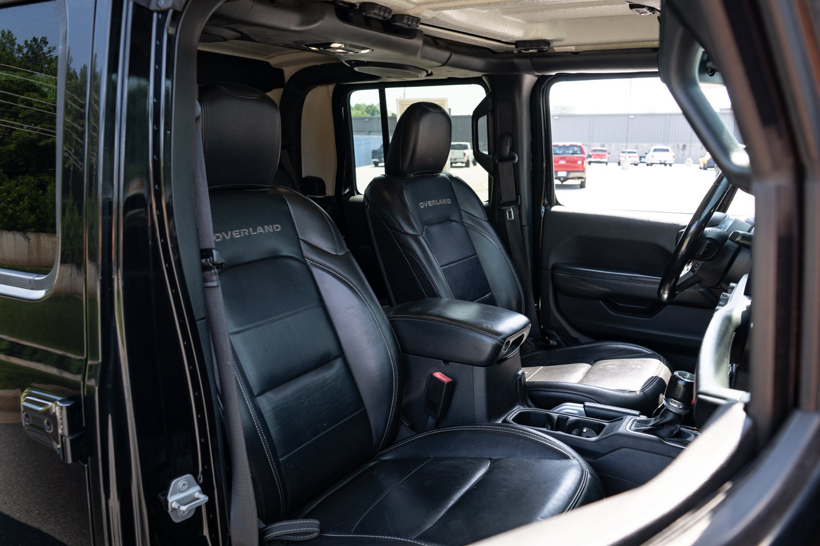 Used 2020 Jeep Gladiator Overland AWD/4WD image 22