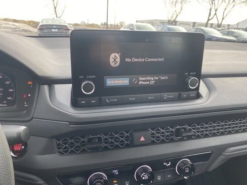 Used 2025 Honda Accord LX image 4