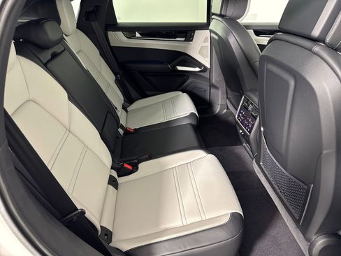 Certified 2026 Porsche Cayenne S image 27