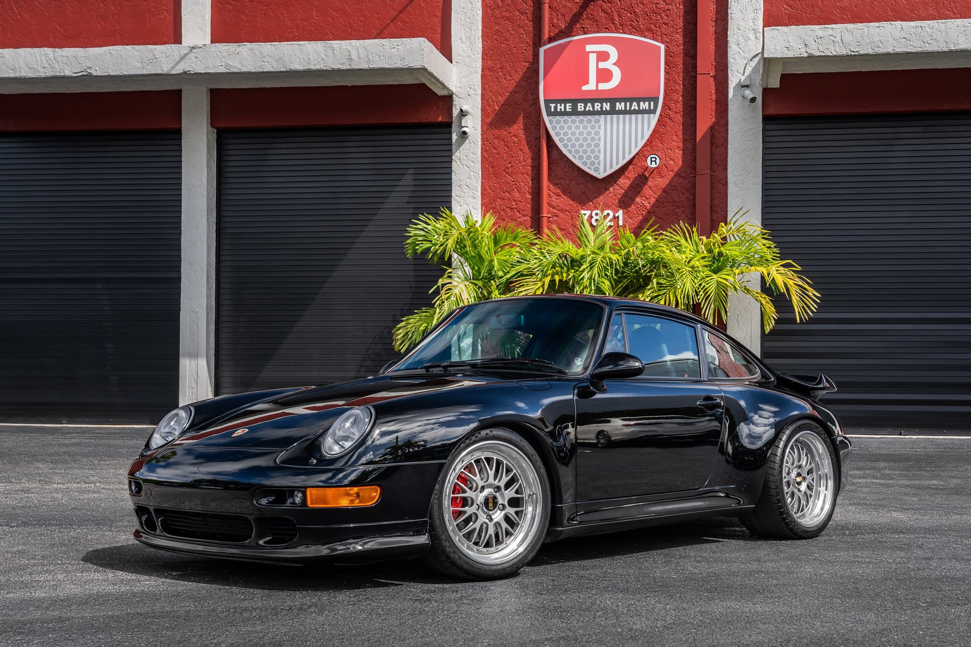 Used 1996 Porsche 911 Turbo RWD image 2
