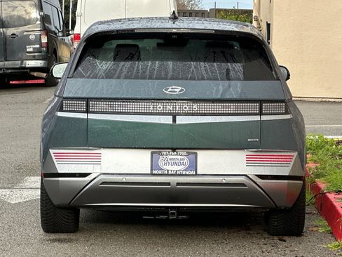 Used 2024 Hyundai Ioniq 5 Limited image 5