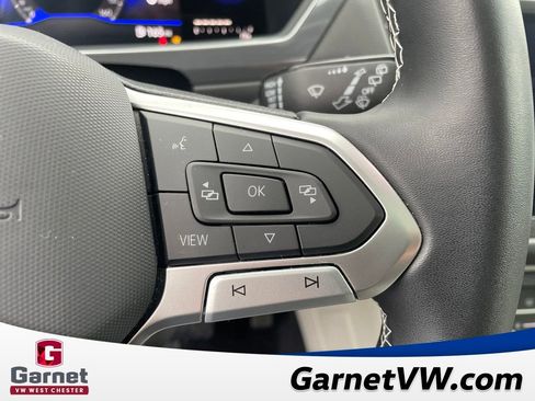 Used 2023 Volkswagen Tiguan SE w/ Panoramic Sunroof Package image 34