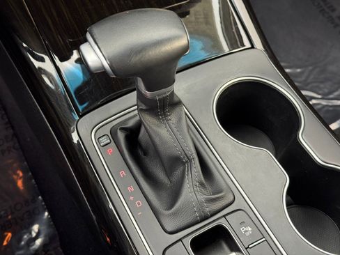 Used 2020 Kia Sorento EX image 27