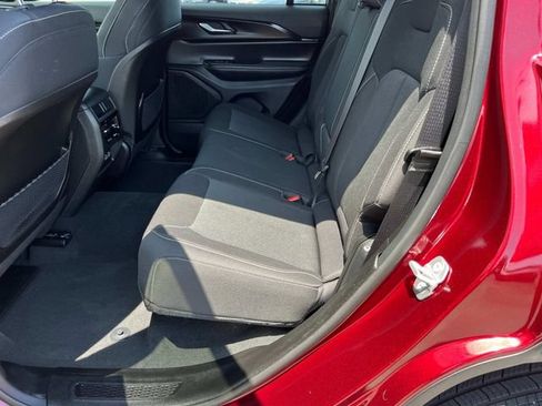 Used 2024 Jeep Grand Cherokee Laredo X w/ Luxury Tech Group I RWD image 22
