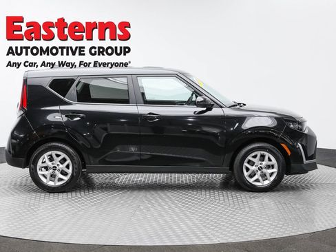 Used 2024 Kia Soul LX w/ Option Group 015 image 4
