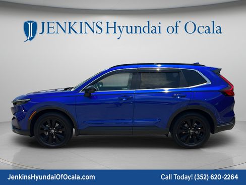 Used 2023 Honda CR-V Sport Touring image 6