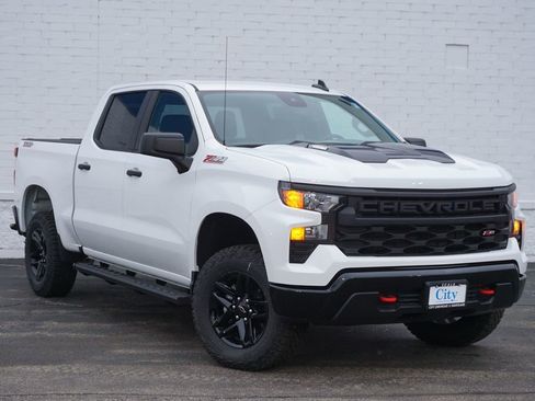 New 2025 Chevrolet Silverado 1500 Custom Trail Boss AWD/4WD image 3