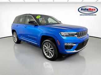 Used 2023 Jeep Grand Cherokee Summit AWD/4WD video 1