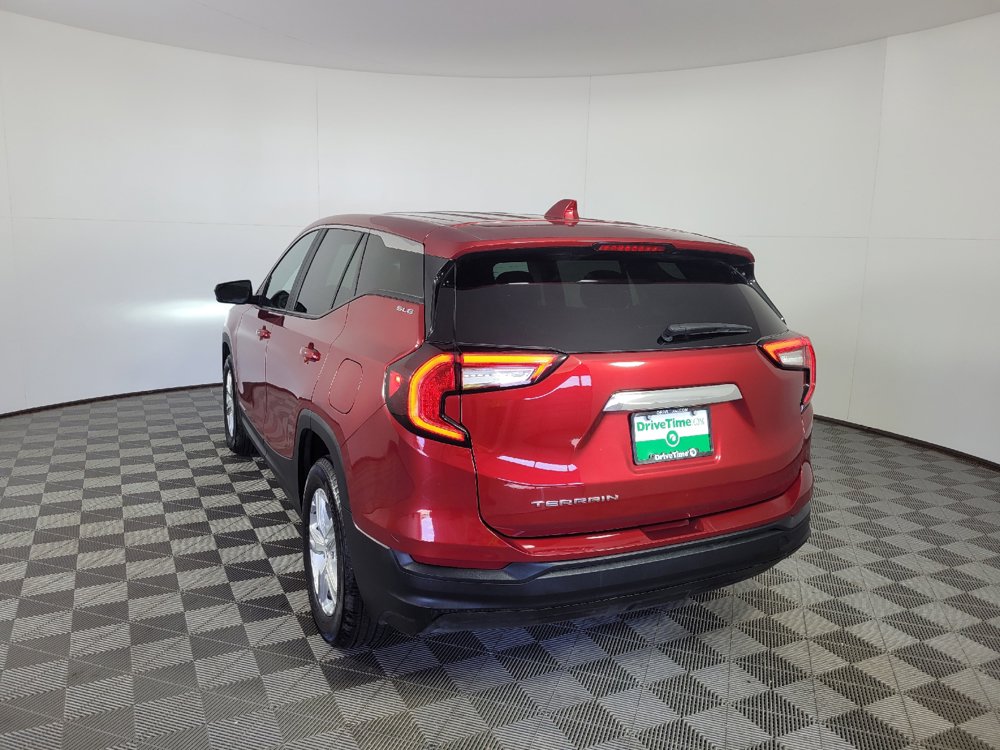 Used 2024 GMC Terrain SLE FWD image 5