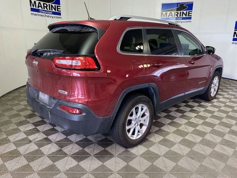 Used 2017 Jeep Cherokee Latitude w/ True North Edition AWD/4WD image 16