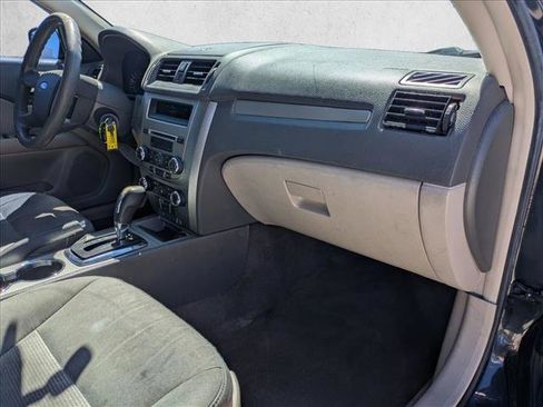 Used 2012 Ford Fusion SE image 22