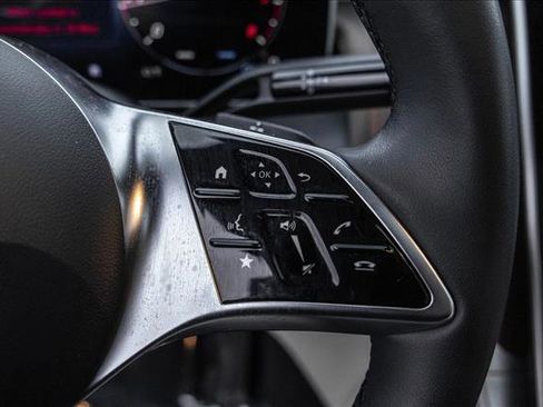 Certified 2025 Mercedes-Benz GLC 300 4MATIC image 15