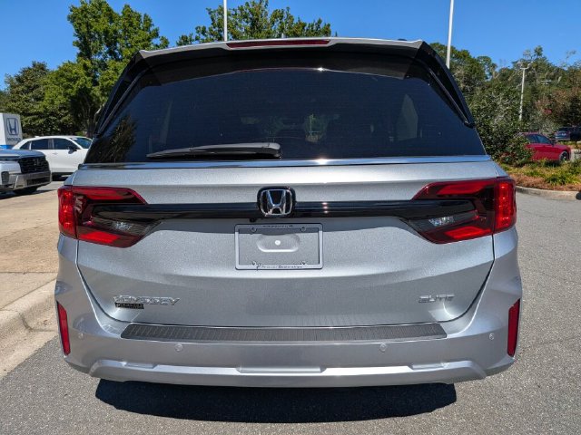 New 2027 Honda Odyssey Elite image 8