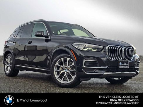 Used 2022 BMW X5 sDrive40i w/ Parking Assistance Package image 1