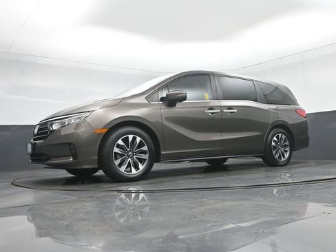 Used 2023 Honda Odyssey EX-L image 70