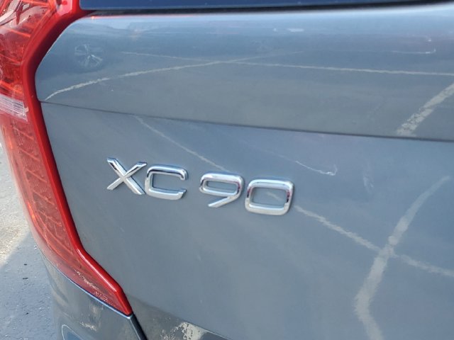 Used 2019 Volvo XC90 T6 Momentum AWD/4WD image 7