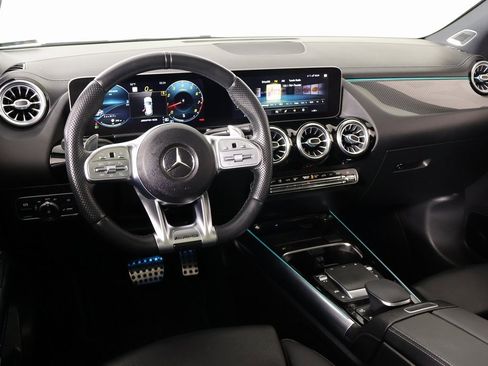 Used 2021 Mercedes-Benz GLA 35 AMG 4MATIC image 2