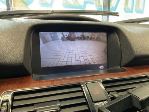 Used 2010 Acura RL image 17