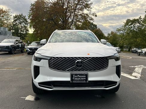 New 2026 Volvo XC90 B6 Ultra w/ Protection Package image 6