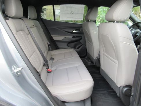 New 2026 Buick Envista Preferred FWD image 31
