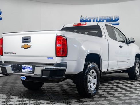 Used 2018 Chevrolet Colorado W/T image 10