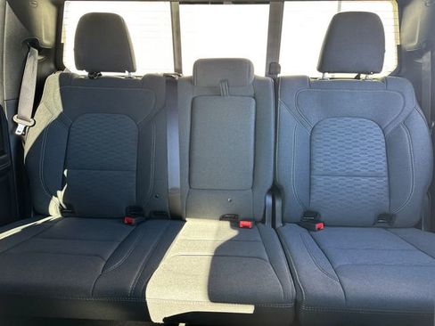 Certified 2025 RAM 1500 Big Horn image 38