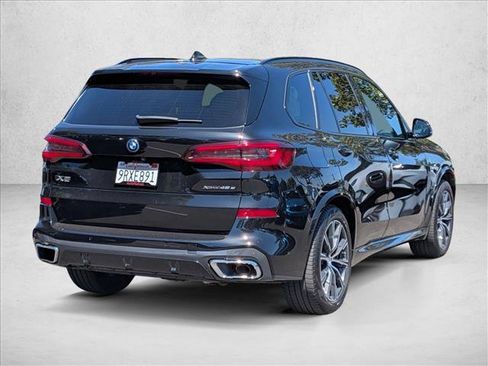 Used 2022 BMW X5 xDrive45e w/ M Sport Package AWD/4WD image 5